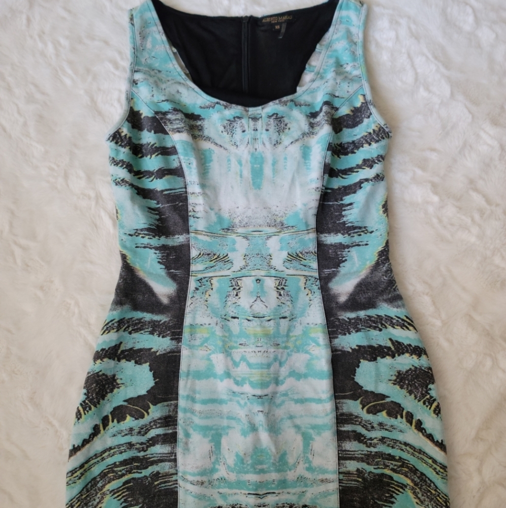 Alberto Makali mini dress, open back. Size XS (runs big), stretxhy fabric.